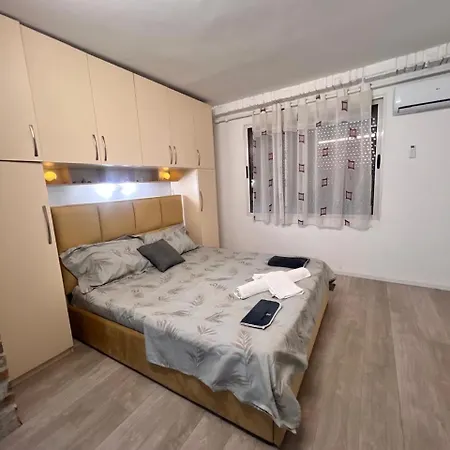 דירה Om Center *